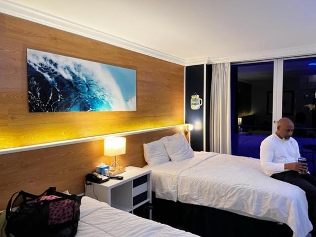 Ocean Manor Tiki Sunset Retreat Otel Lauderdale-by-the-Sea Dış mekan fotoğraf